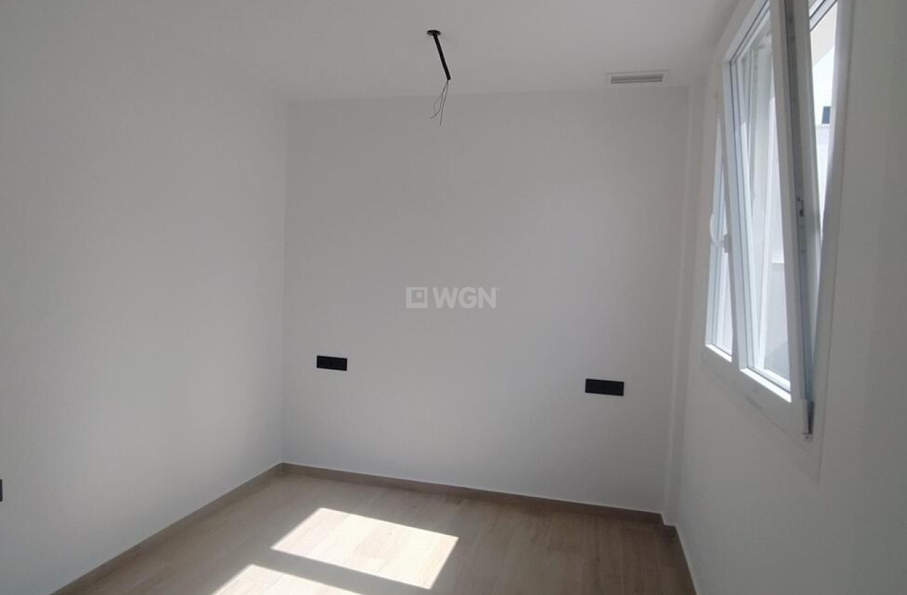 Odsprzedaż - Villa Penthouse - Torrevieja - aguas nuevas