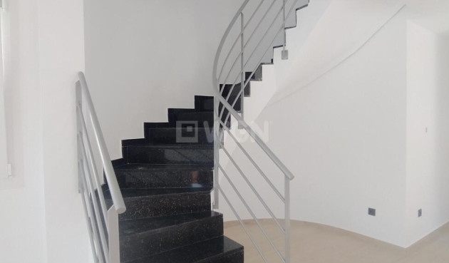 Odsprzedaż - Villa Penthouse - Torrevieja - aguas nuevas