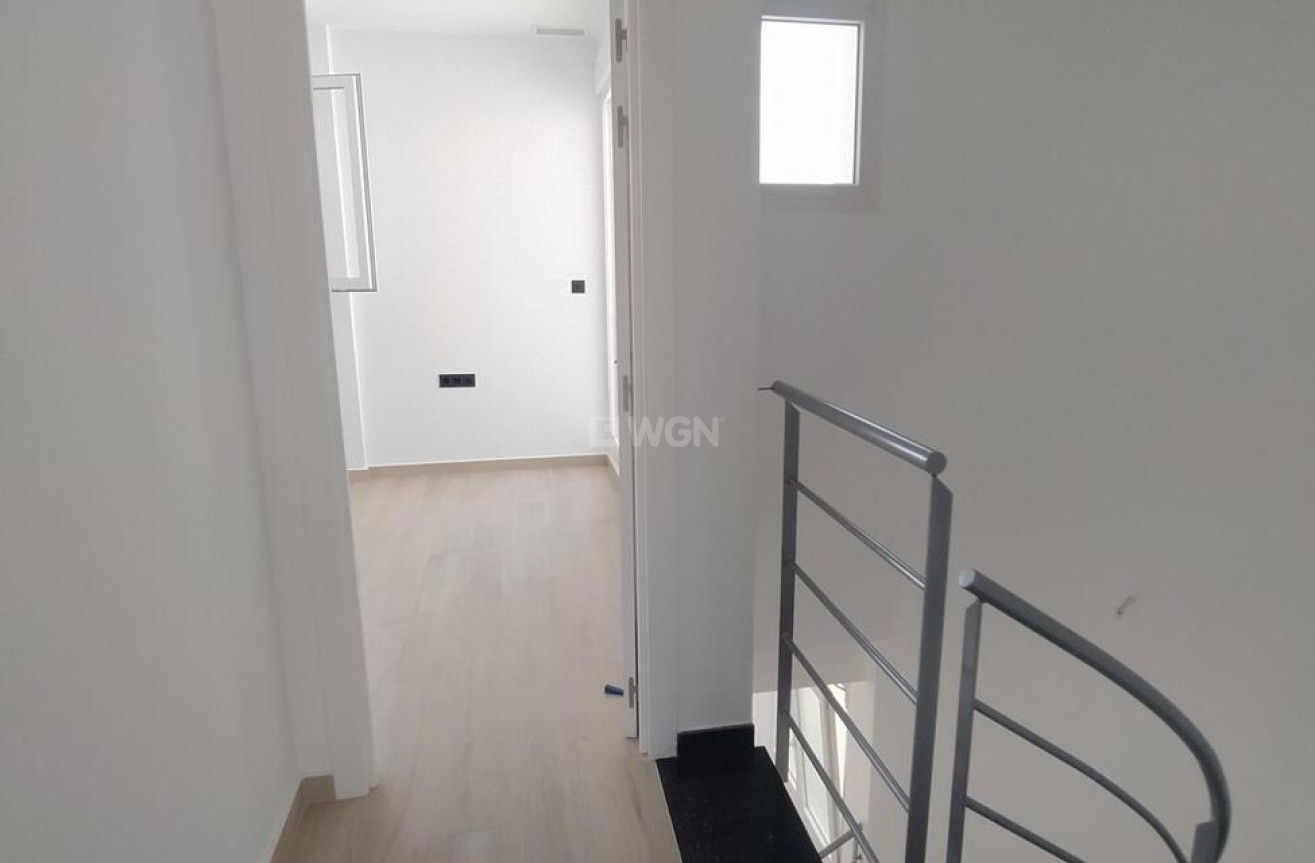 Odsprzedaż - Villa Penthouse - Torrevieja - aguas nuevas