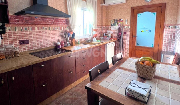 Odsprzedaż - Villa - Orihuela - Desamparados-hurchillo-torremendo