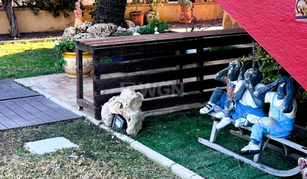 Odsprzedaż - Villa - Orihuela - Desamparados-hurchillo-torremendo