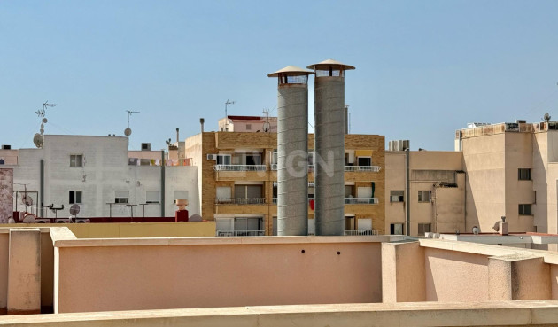 Odsprzedaż - Reklama w telewizji - Torrevieja - Paseo Maritimo