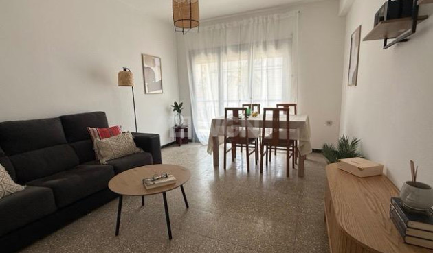 Odsprzedaż - Mieszkanie w bloku - Torrevieja - Centro