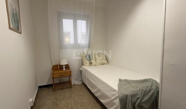 Odsprzedaż - Mieszkanie w bloku - Torrevieja - Centro