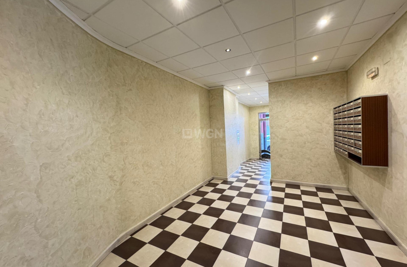 Odsprzedaż - Mieszkanie w bloku - Torrevieja - Costa Blanca