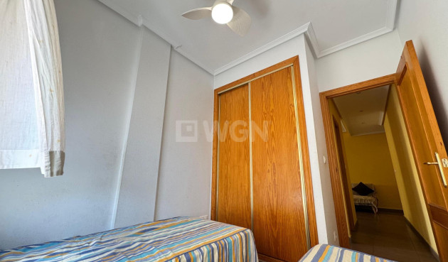 Odsprzedaż - Mieszkanie w bloku - Torrevieja - Costa Blanca