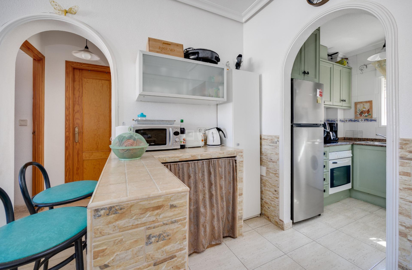 Odsprzedaż - Bungalow - Torrevieja - aguas nuevas