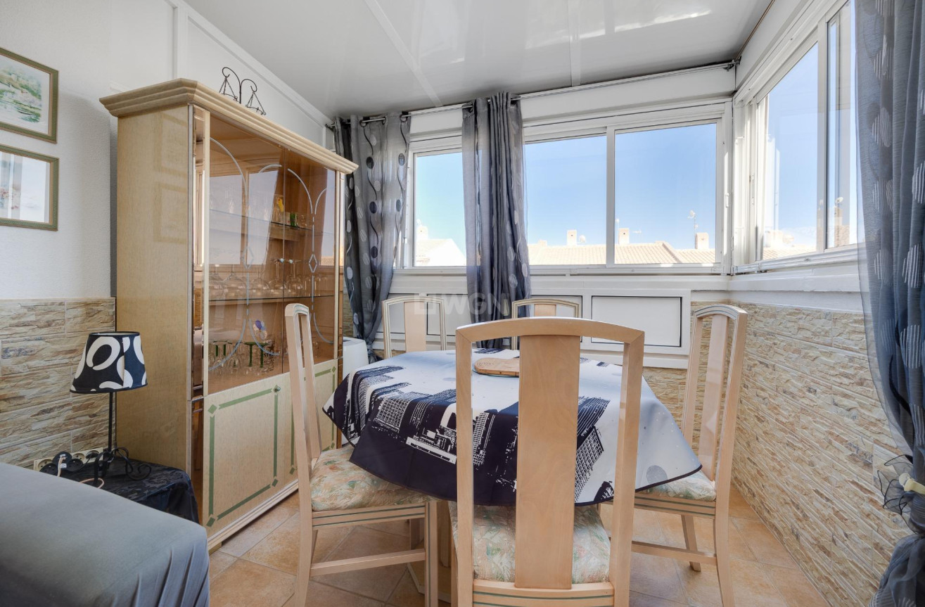 Odsprzedaż - Bungalow - Torrevieja - aguas nuevas