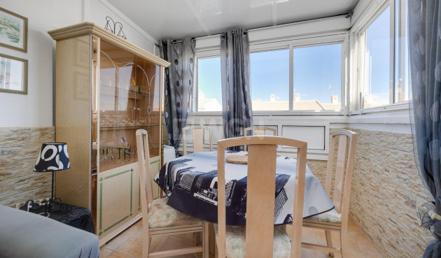 Odsprzedaż - Bungalow - Torrevieja - aguas nuevas