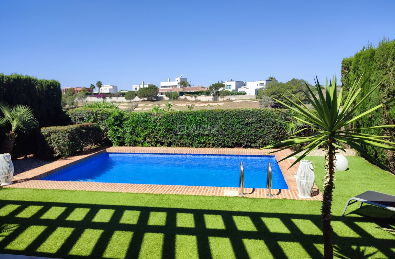 Wiederverkauf - Villa - Peraleja Golf - Inland