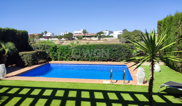 Wiederverkauf - Villa - Peraleja Golf - Inland