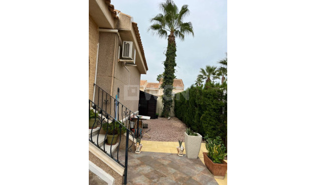 Odsprzedaż - Villa - Benijofar - Urbanizacion Monteazul