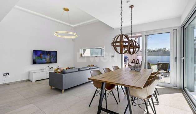 Wiederverkauf - Villa - Guardamar del Segura - El Raso