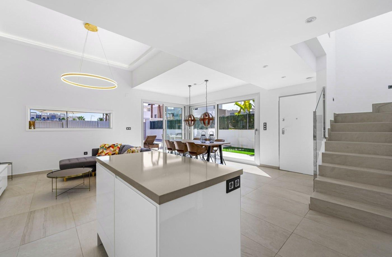 Wiederverkauf - Villa - Guardamar del Segura - El Raso