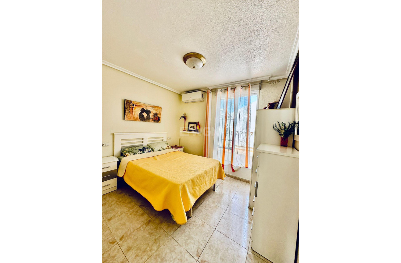 Wiederverkauf - Bungalow - Torrevieja - aguas nuevas