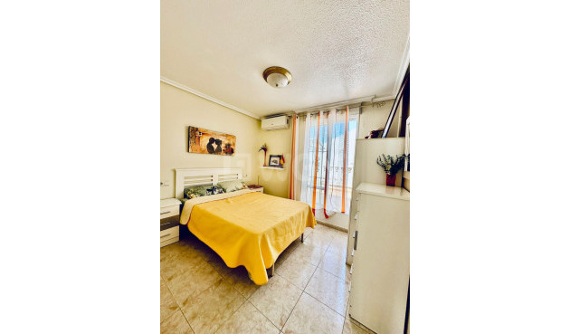 Wiederverkauf - Bungalow - Torrevieja - aguas nuevas
