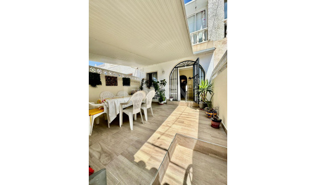 Wiederverkauf - Bungalow - Torrevieja - aguas nuevas