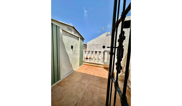 Wiederverkauf - Bungalow - Torrevieja - aguas nuevas