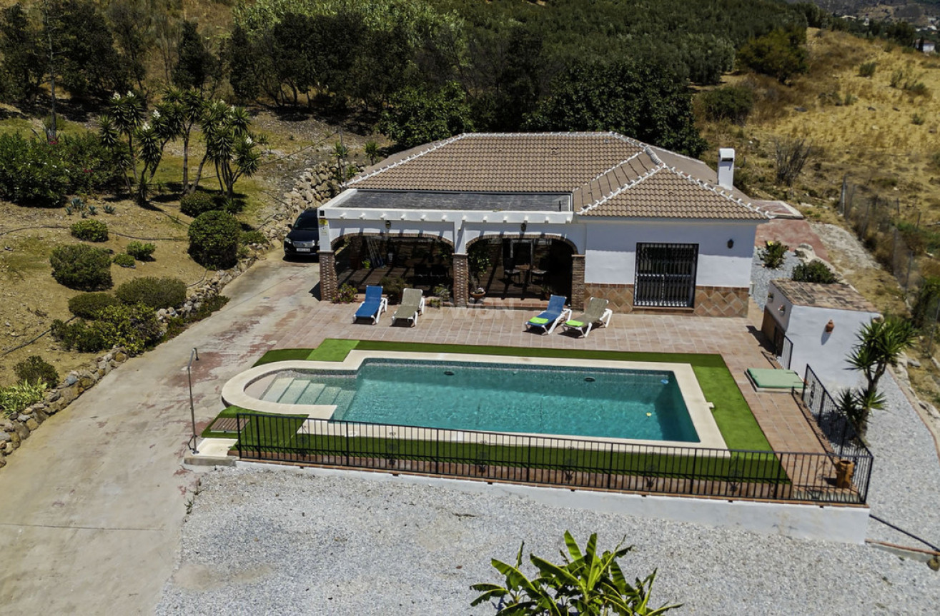 Wiederverkauf - Villa - Alcaucín - Inland