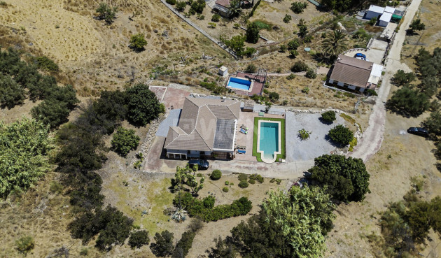 Wiederverkauf - Villa - Alcaucín - Inland