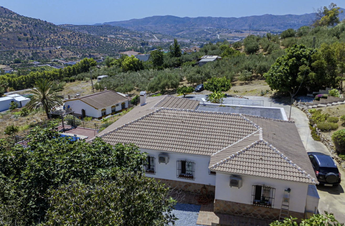 Wiederverkauf - Villa - Alcaucín - Inland
