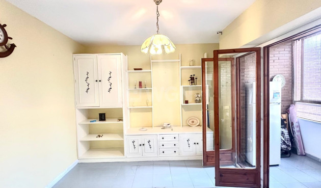 Reventa - Apartamento / piso - Torrevieja - Acequion