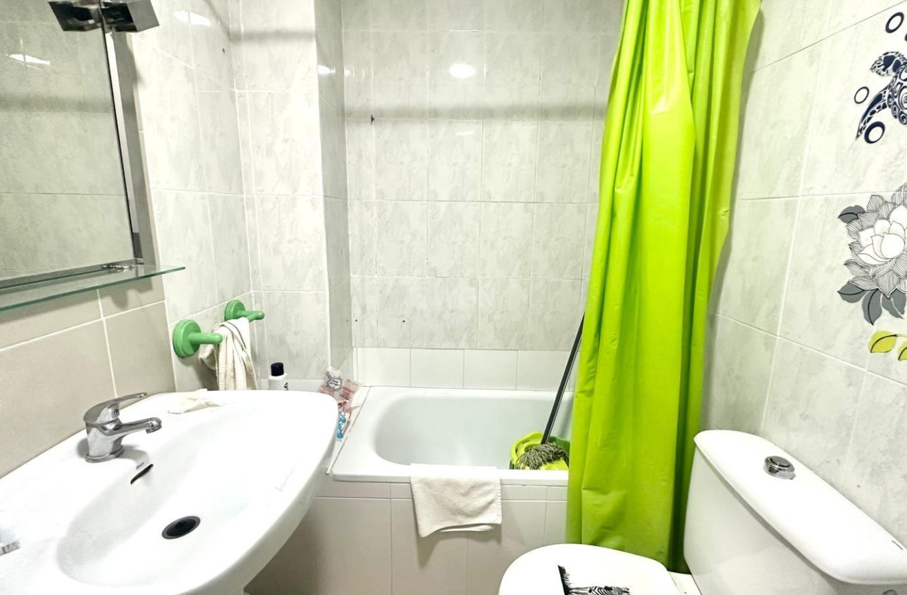 Reventa - Apartamento / piso - Torrevieja - Acequion