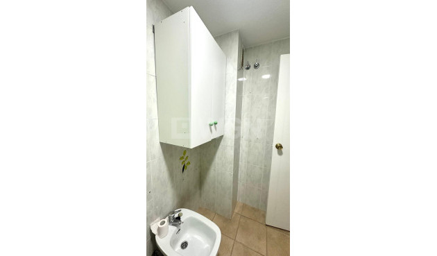 Reventa - Apartamento / piso - Torrevieja - Acequion