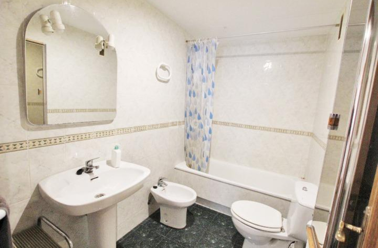 Wiederverkauf - Wohnung - Alicante - San Blas