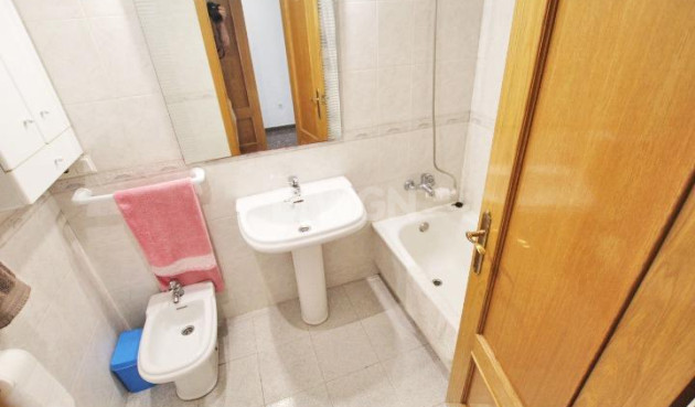 Wiederverkauf - Wohnung - Alicante - San Blas