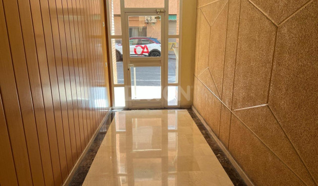 Wiederverkauf - Wohnung - Alicante - San Blas