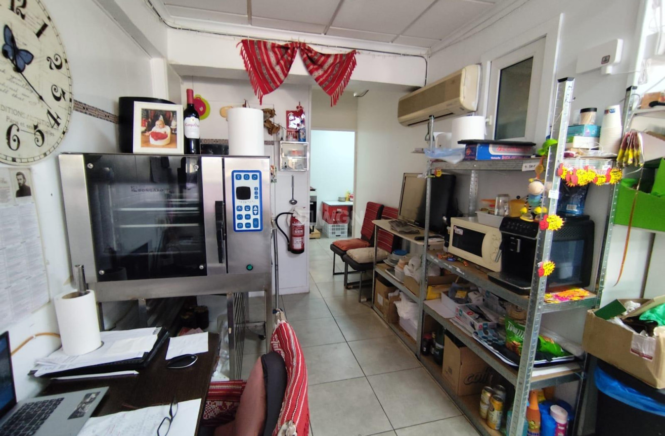 Odsprzedaż - Reklama w telewizji - Torrevieja - Estacion De Autobuses