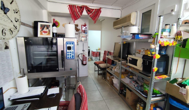 Odsprzedaż - Reklama w telewizji - Torrevieja - Estacion De Autobuses