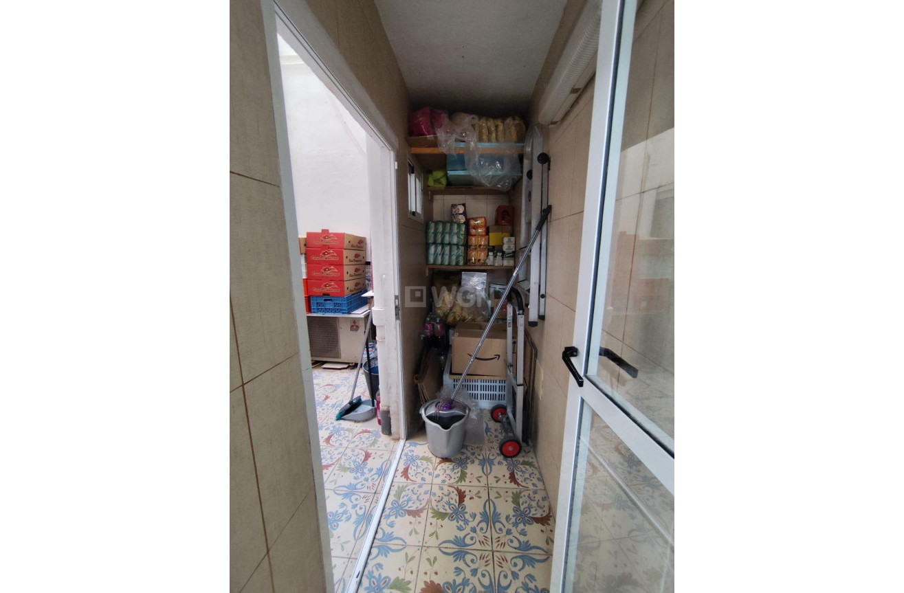 Odsprzedaż - Reklama w telewizji - Torrevieja - Estacion De Autobuses