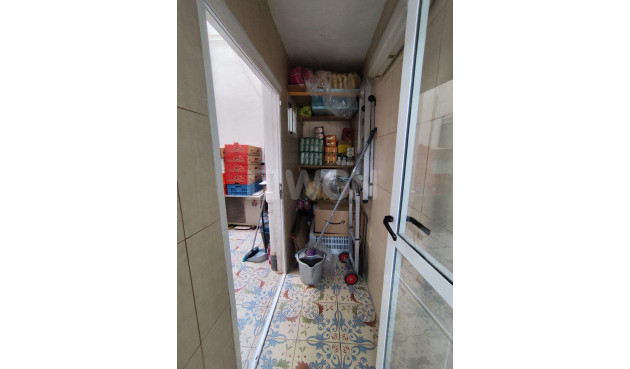 Odsprzedaż - Reklama w telewizji - Torrevieja - Estacion De Autobuses