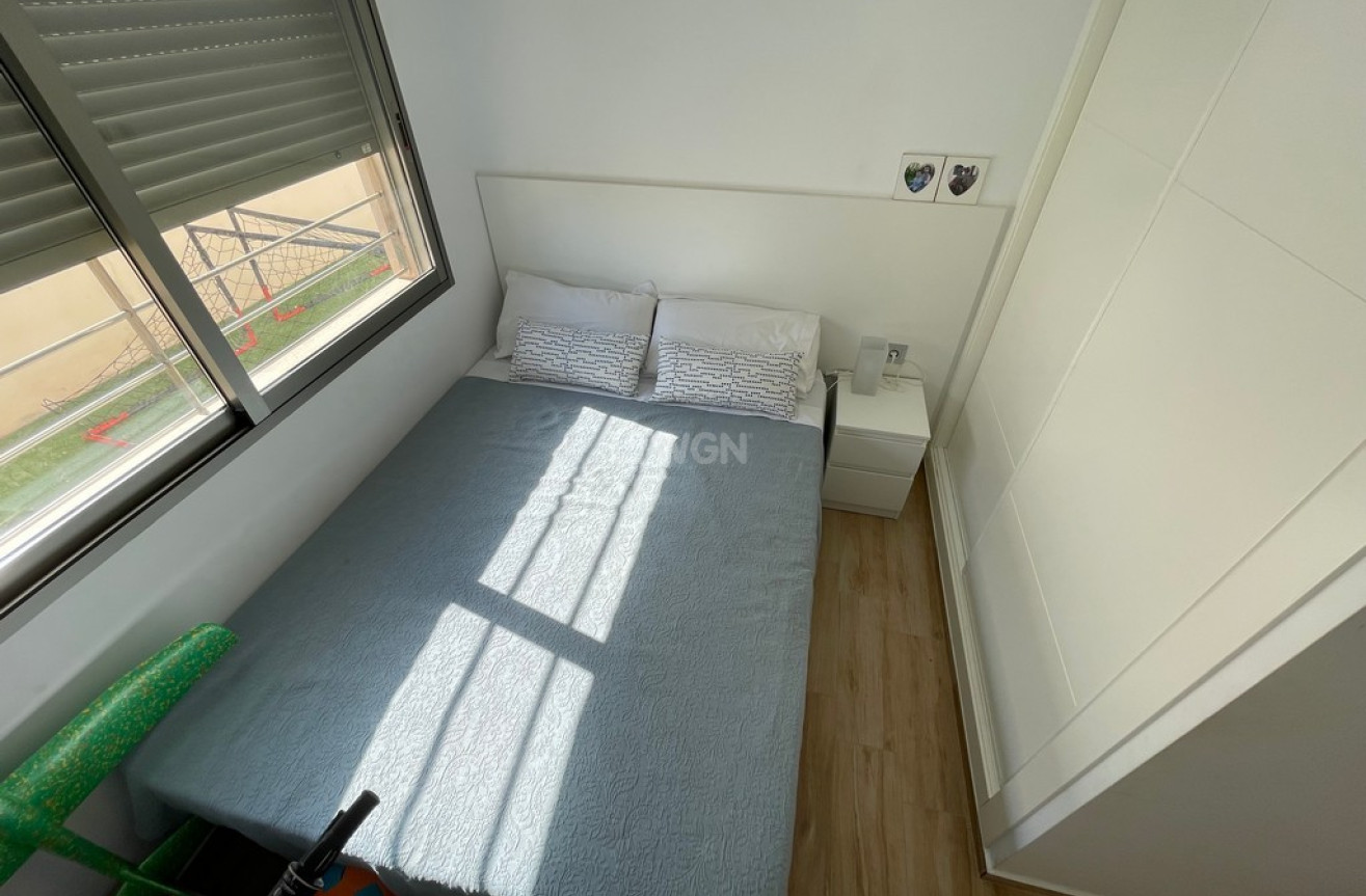 Odsprzedaż - Villa - Mar de Cristal - Costa Calida