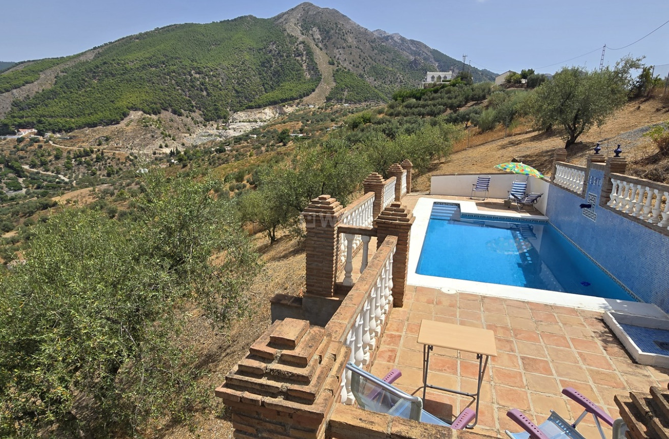 Odsprzedaż - Kamienica - Alcaucín - Inland