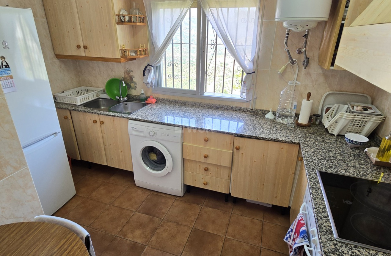 Odsprzedaż - Kamienica - Alcaucín - Inland