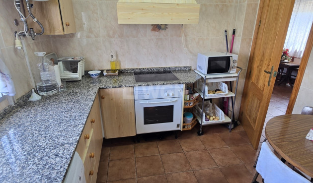 Odsprzedaż - Kamienica - Alcaucín - Inland