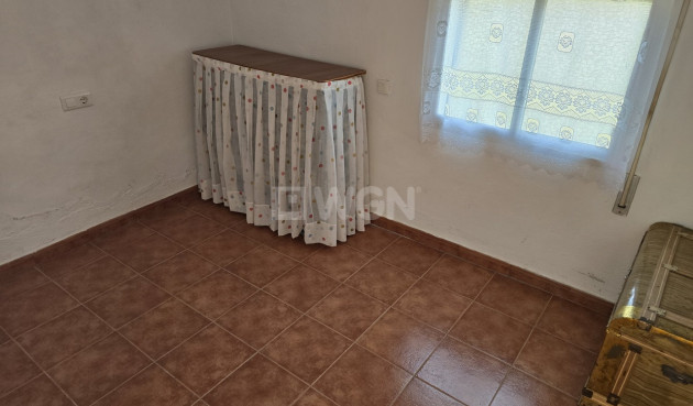 Odsprzedaż - Kamienica - Alcaucín - Inland