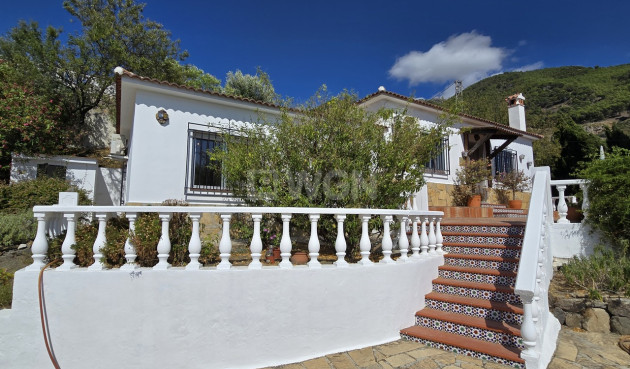 Odsprzedaż - Villa - Alcaucín - Inland