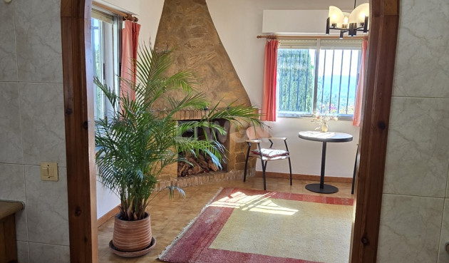 Odsprzedaż - Villa - Alcaucín - Inland