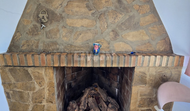 Odsprzedaż - Villa - Alcaucín - Inland