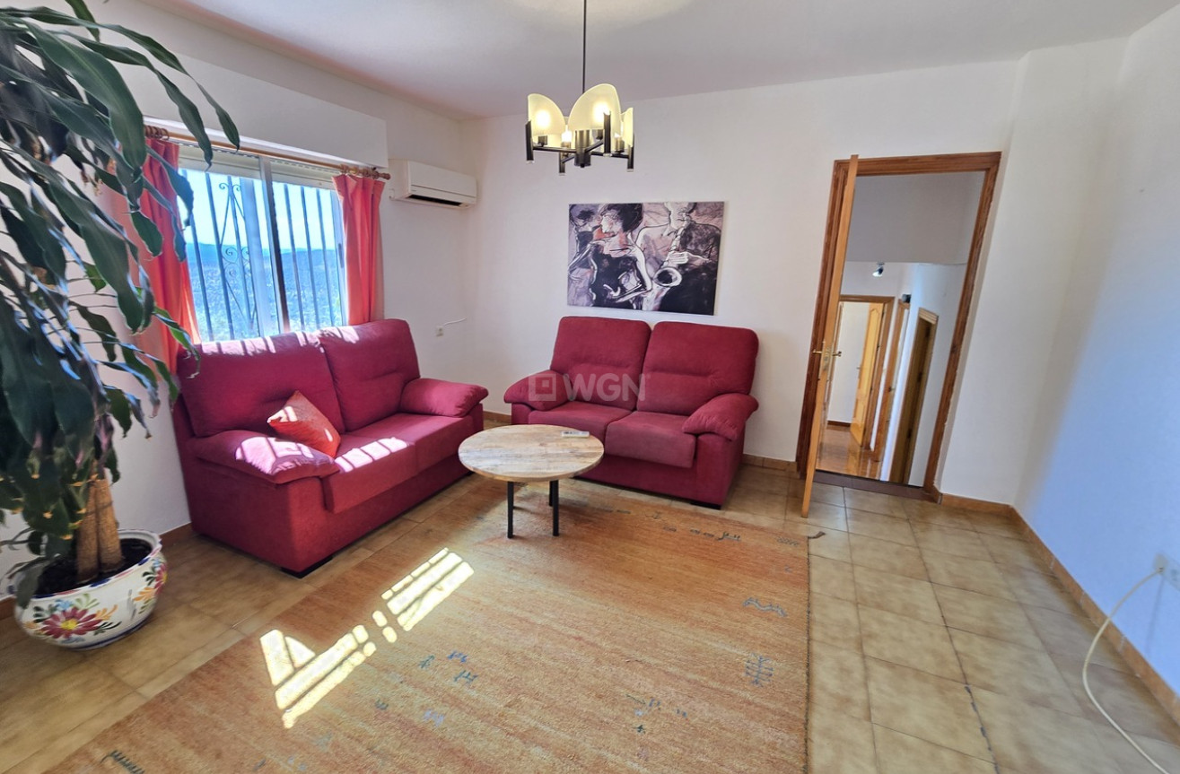 Odsprzedaż - Villa - Alcaucín - Inland