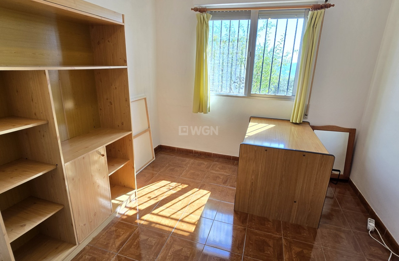 Odsprzedaż - Villa - Alcaucín - Inland