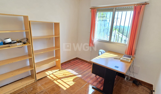 Odsprzedaż - Villa - Alcaucín - Inland