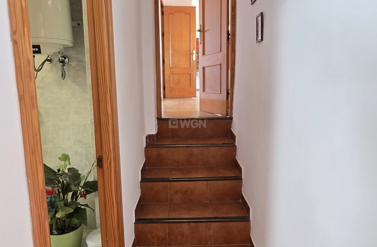 Odsprzedaż - Villa - Alcaucín - Inland