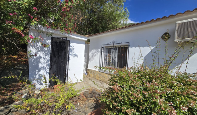 Odsprzedaż - Villa - Alcaucín - Inland