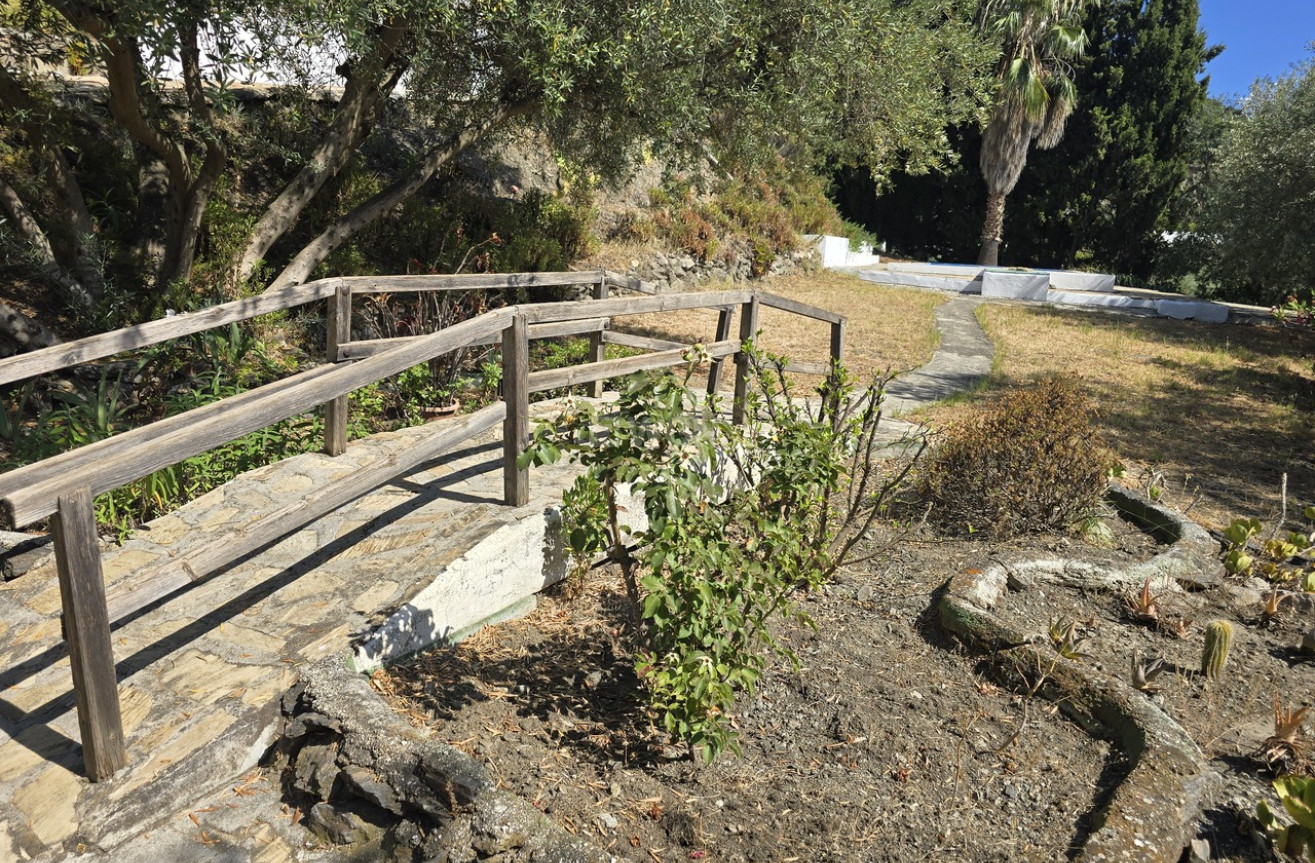 Odsprzedaż - Villa - Alcaucín - Inland