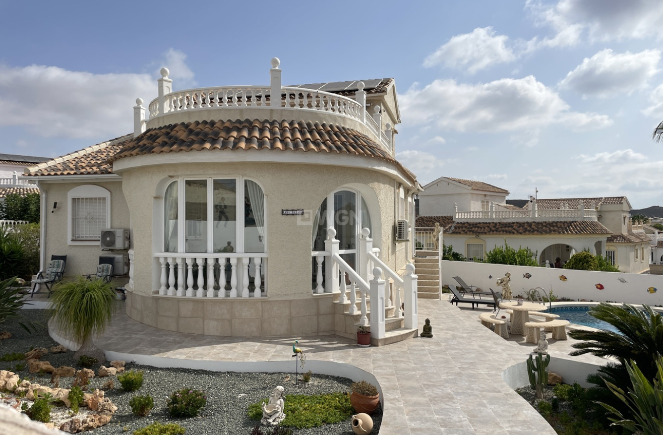 Reventa - Villa - Camposol - Inland